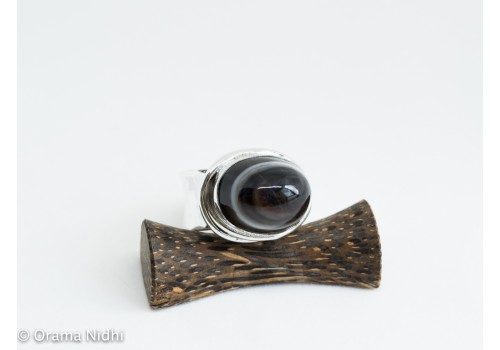 Women's shiva eye agate and silver ring